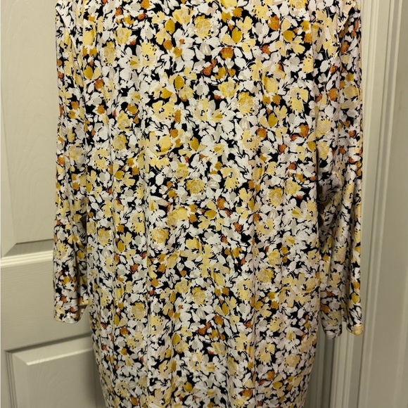 J. Jill Yellow and Blue V-Neck Bishop Sleeve Top - Picture 2 of 10